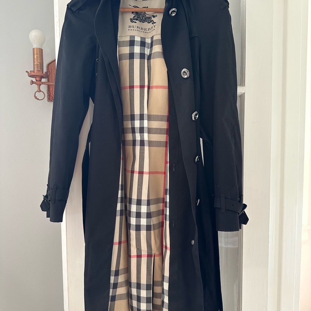 Black Burberry Trench Coat, Full Length Classic Check Liner Double Breasted US 4 - Picture 5 of 9